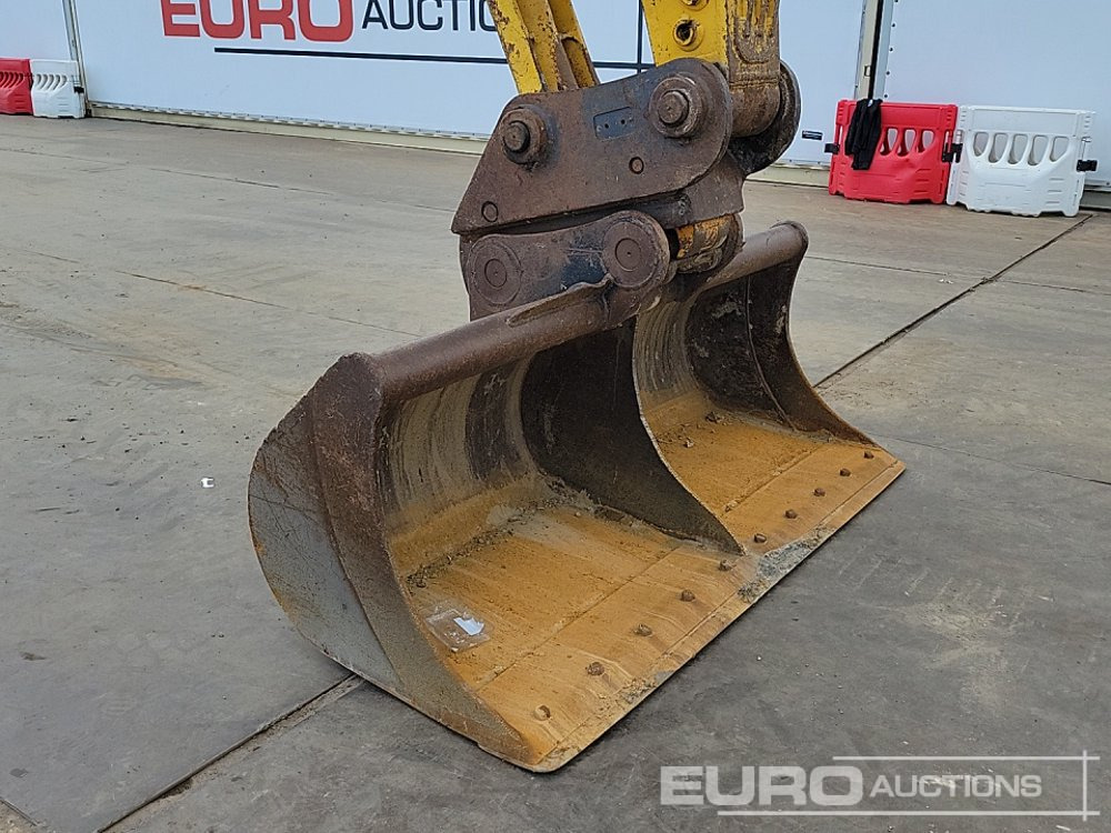 Excavator pe şenile 2017 Komatsu HB215LC-2: Foto 24