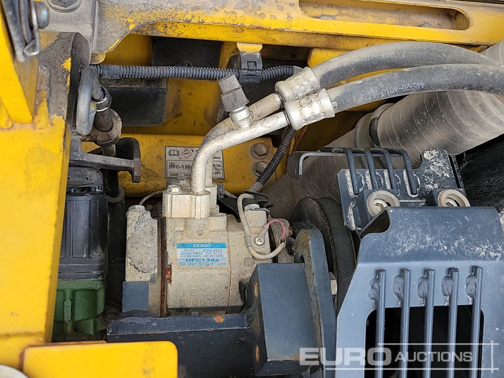 Excavator pe şenile 2017 Komatsu HB215LC-2: Foto 32