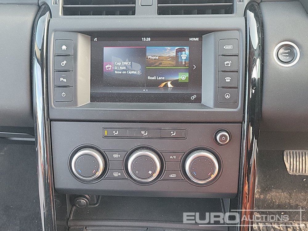 SUV 2017 Land Rover Discovery: Foto 33 SUV 2017 Land Rover Discovery: Foto 33