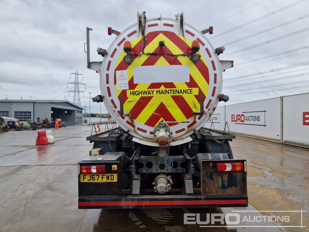 2017 Mercedes Arocs 3240 - Camion cisternă: Foto 4 2017 Mercedes Arocs 3240 - Camion cisternă: Foto 4