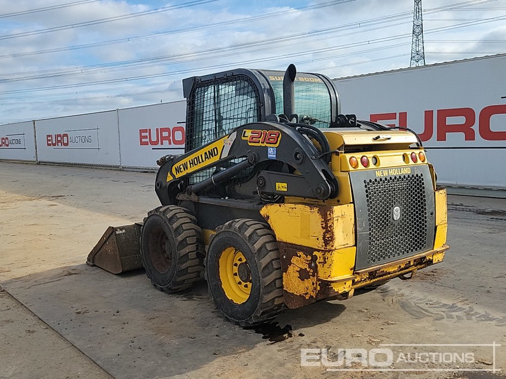 2017 New Holland L218 - Mini încărcător: Foto 3 2017 New Holland L218 - Mini încărcător: Foto 3