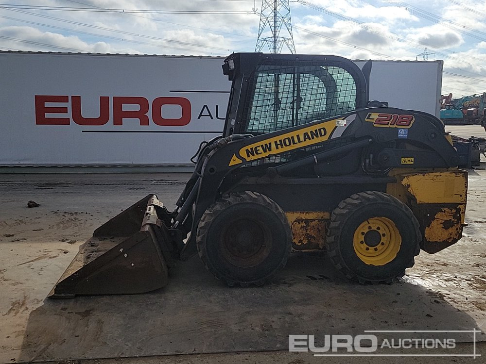 2017 New Holland L218 - Mini încărcător: Foto 2 2017 New Holland L218 - Mini încărcător: Foto 2