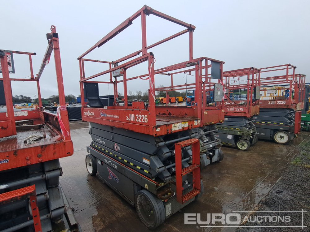 2017 SkyJack SJ3226 - Autopropulsată platformă: Foto 2 2017 SkyJack SJ3226 - Autopropulsată platformă: Foto 2