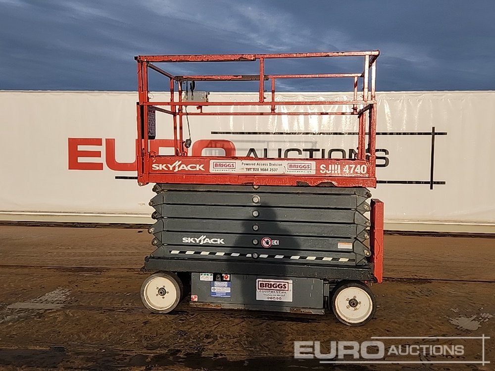 2017 SkyJack SJ4740 - Autopropulsată platformă: Foto 2 2017 SkyJack SJ4740 - Autopropulsată platformă: Foto 2
