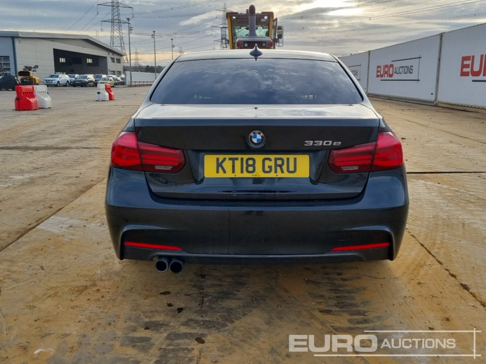 2018 BMW 330E M Sport - Automobil: Foto 4 2018 BMW 330E M Sport - Automobil: Foto 4