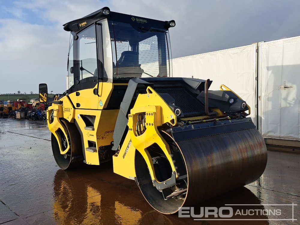 2018 Bomag BW151AD-5 AM - Cilindru compactor: Foto 3 2018 Bomag BW151AD-5 AM - Cilindru compactor: Foto 3