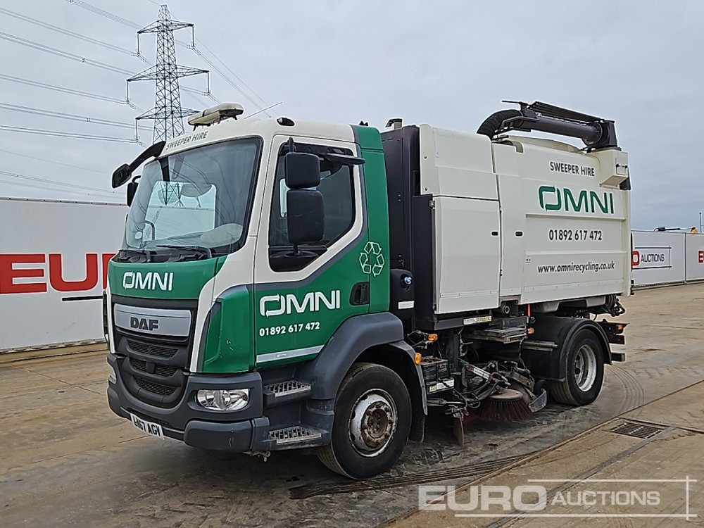 2018 DAF LF230 - Măturătoare stradală: Foto 1 2018 DAF LF230 - Măturătoare stradală: Foto 1