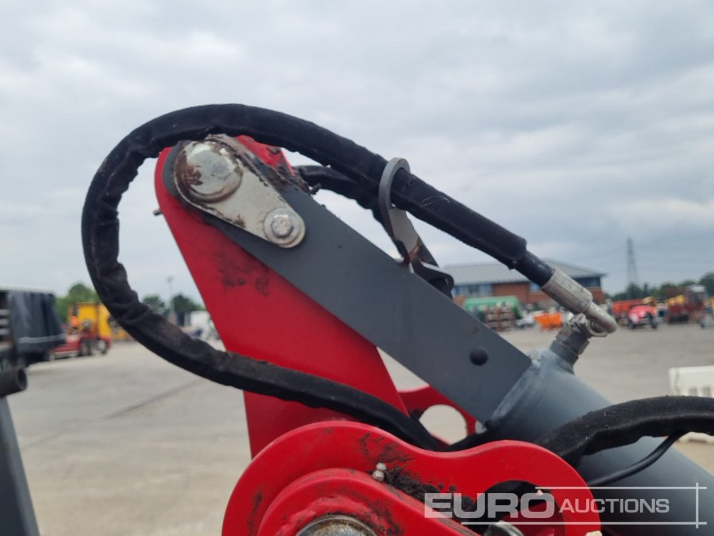 Încărcător frontal pe pneuri 2018 Weidemann RL28: Foto 19