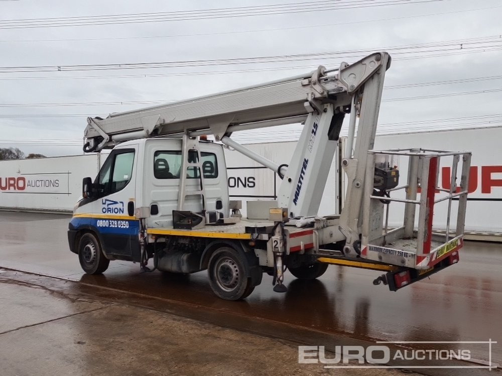 2019 Iveco 6 Speed Access Platform Van, Stabilsers, Multitel MZ250 Articulated Telescopic Boomlift, (Damaged Boom) (Reg. Docs. Available) - Transport persoane: Foto 3 2019 Iveco 6 Speed Access Platform Van, Stabilsers, Multitel MZ250 Articulated Telescopic Boomlift, (Damaged Boom) (Reg. Docs. Available) - Transport persoane: Foto 3