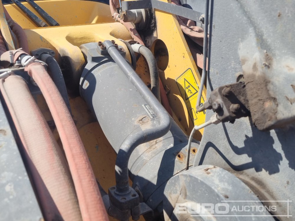 Încărcător frontal pe pneuri 2019 Volvo L120H: Foto 26