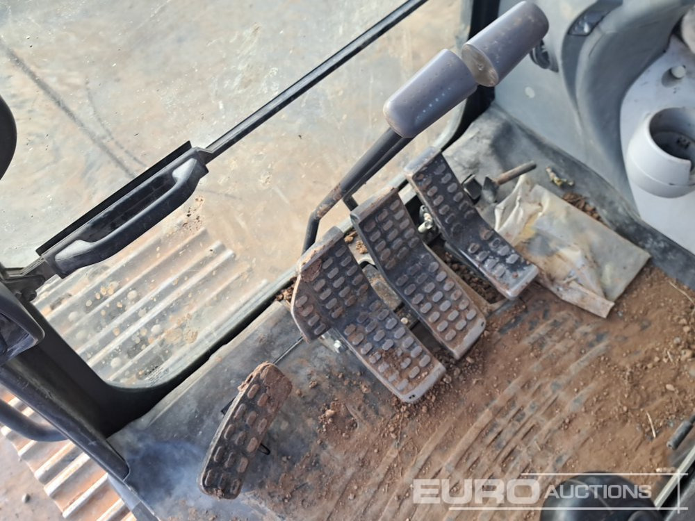 Excavator pe şenile 2020 Hitachi ZX210LC-6: Foto 30 Excavator pe şenile 2020 Hitachi ZX210LC-6: Foto 30