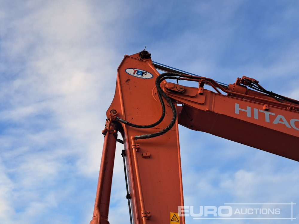 Excavator pe şenile 2020 Hitachi ZX210LC-6: Foto 12 Excavator pe şenile 2020 Hitachi ZX210LC-6: Foto 12