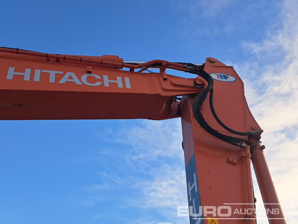 Excavator pe şenile 2020 Hitachi ZX210LC-6: Foto 19 Excavator pe şenile 2020 Hitachi ZX210LC-6: Foto 19
