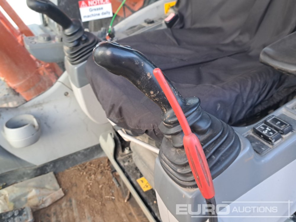 Excavator pe şenile 2020 Hitachi ZX210LC-6: Foto 34 Excavator pe şenile 2020 Hitachi ZX210LC-6: Foto 34