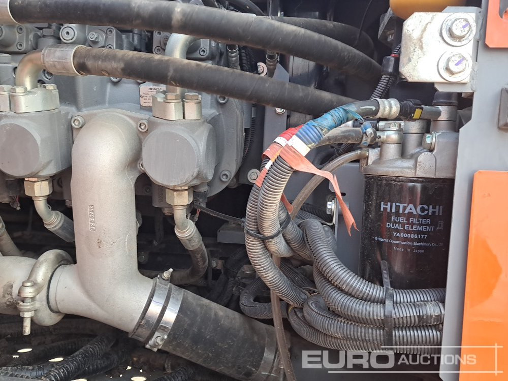 Excavator pe şenile 2020 Hitachi ZX210LC-6: Foto 40 Excavator pe şenile 2020 Hitachi ZX210LC-6: Foto 40