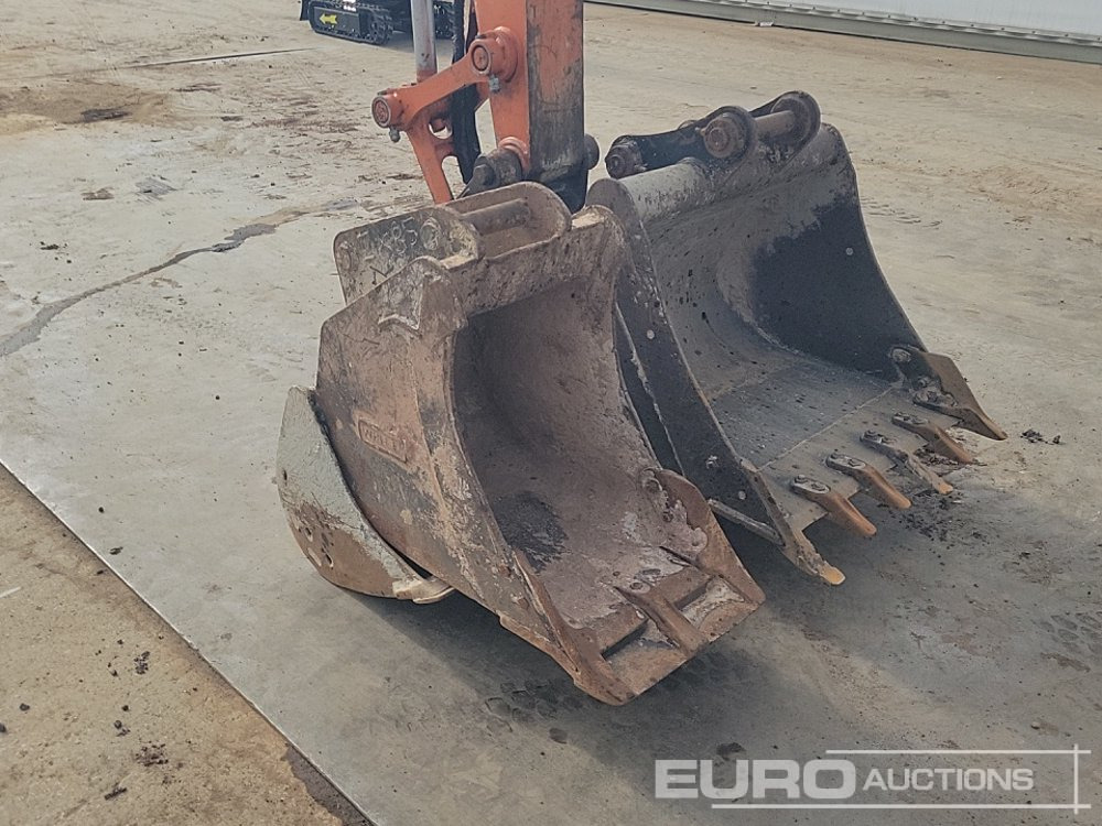 Mini excavator 2020 Hitachi ZX85USB-6: Foto 22