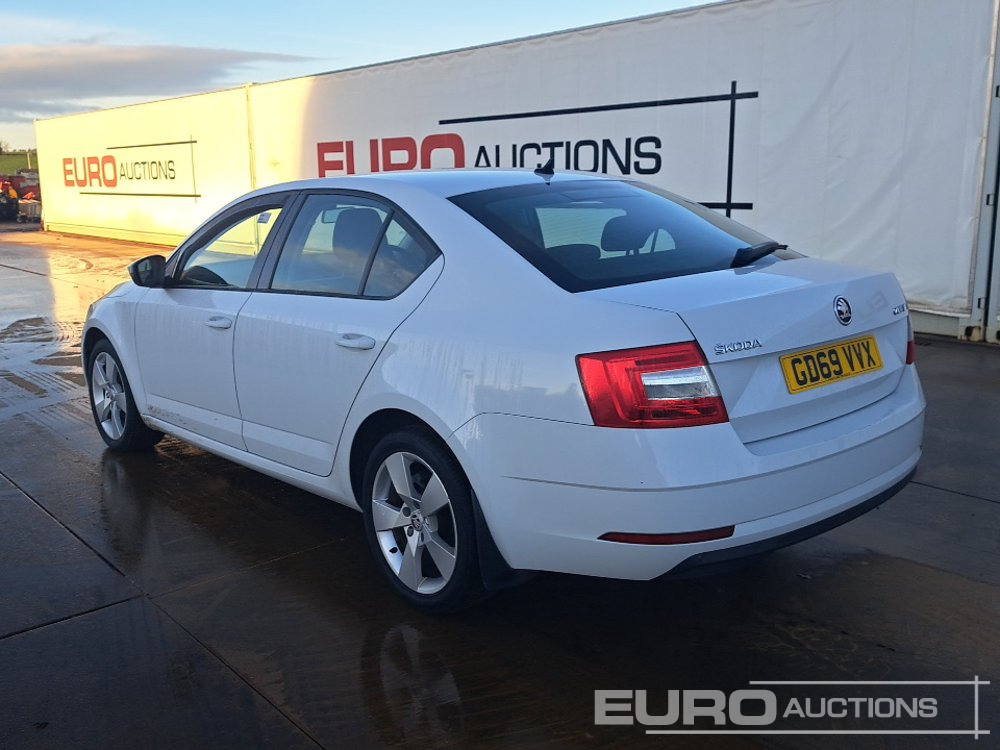 2020 Skoda Octavia - Automobil: Foto 3 2020 Skoda Octavia - Automobil: Foto 3