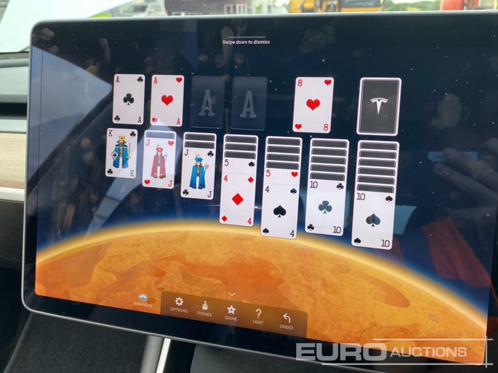 Automobil 2020 Tesla Model 3 Long Range: Foto 31