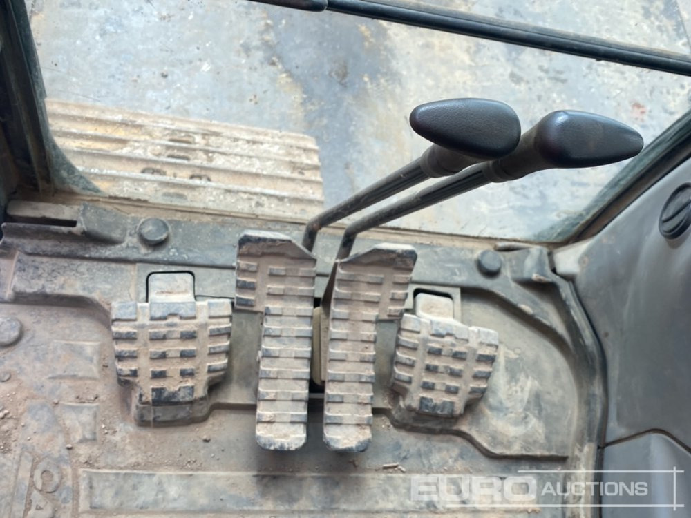 Excavator pe şenile 2021 Case CX130D: Foto 37