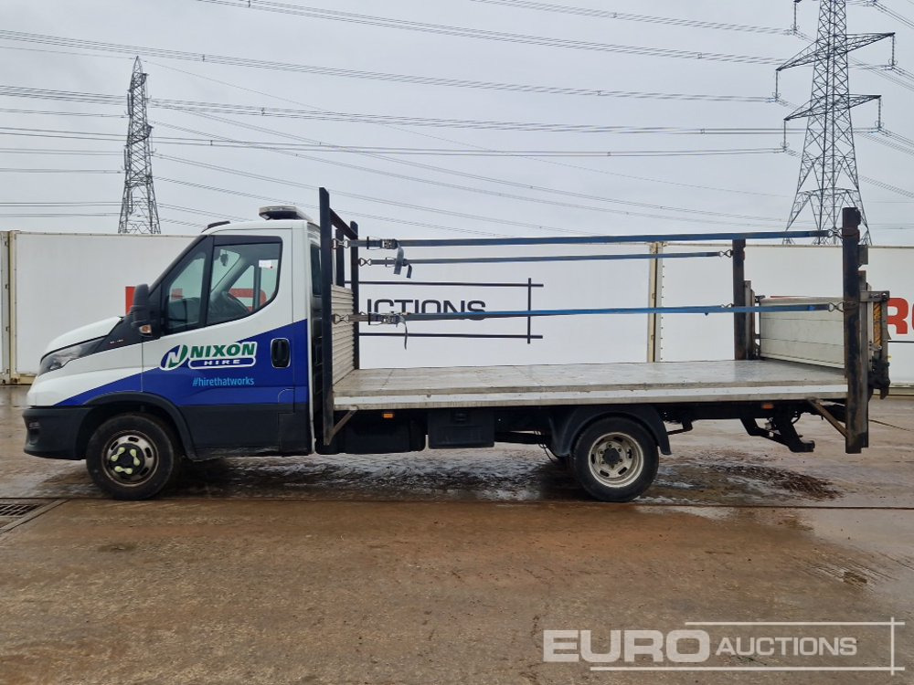 2021 Iveco 35-180 - Autoutilitară cu platformă: Foto 2 2021 Iveco 35-180 - Autoutilitară cu platformă: Foto 2