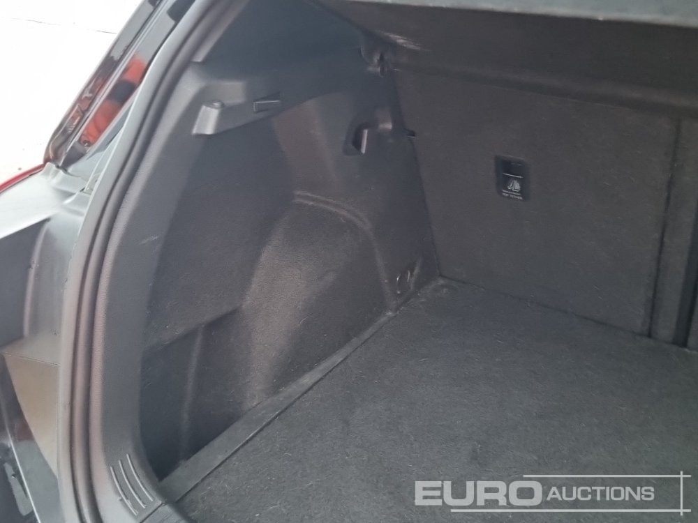 Automobil 2021 Volkswagen Golf R: Foto 21