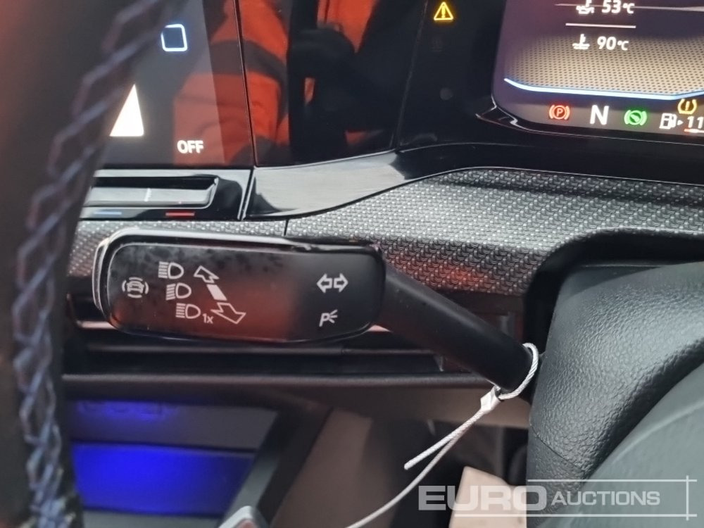 Automobil 2021 Volkswagen Golf R: Foto 42