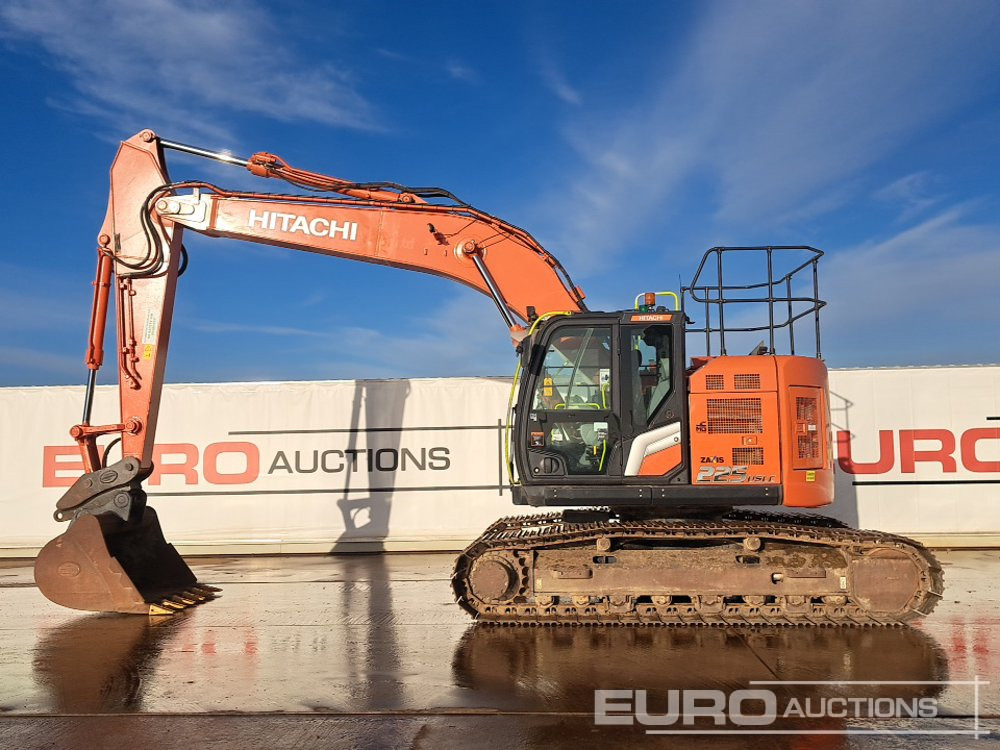 2022 Hitachi ZX225USLC-7 - Excavator pe şenile: Foto 2 2022 Hitachi ZX225USLC-7 - Excavator pe şenile: Foto 2