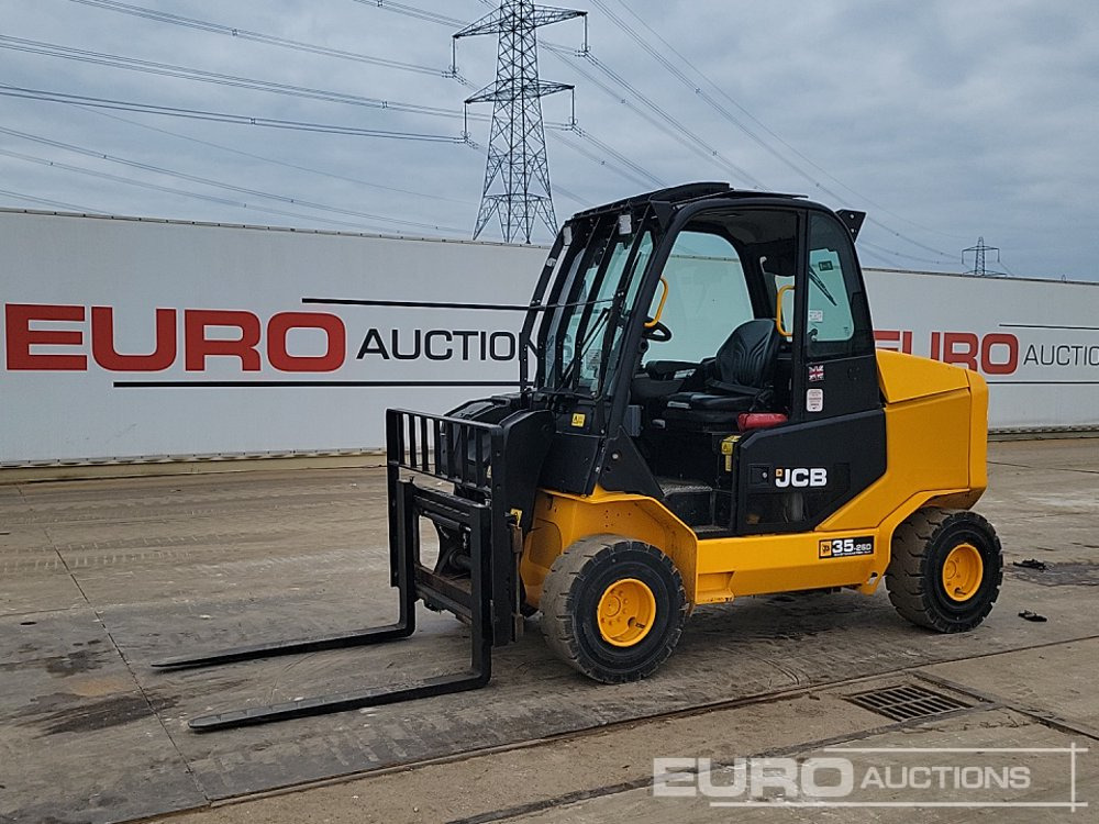 2022 JCB TLT35D 4X4 - Stivuitor telescopic: Foto 1 2022 JCB TLT35D 4X4 - Stivuitor telescopic: Foto 1