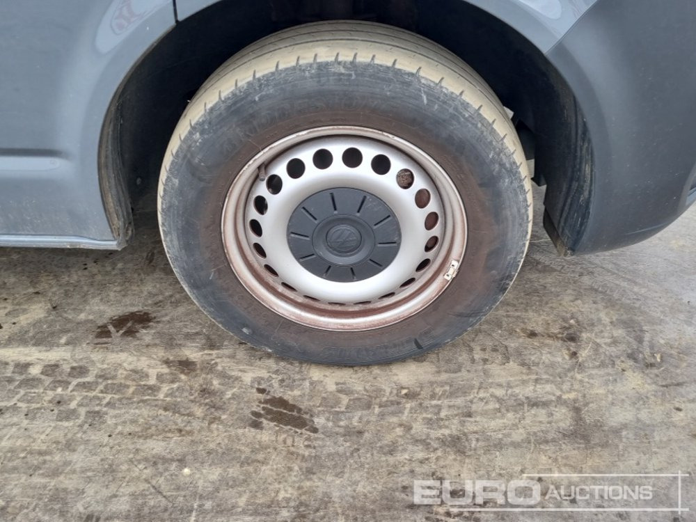 Autoutilitară compactă 2022 Volkswagen ABT e-Transporter: Foto 12
