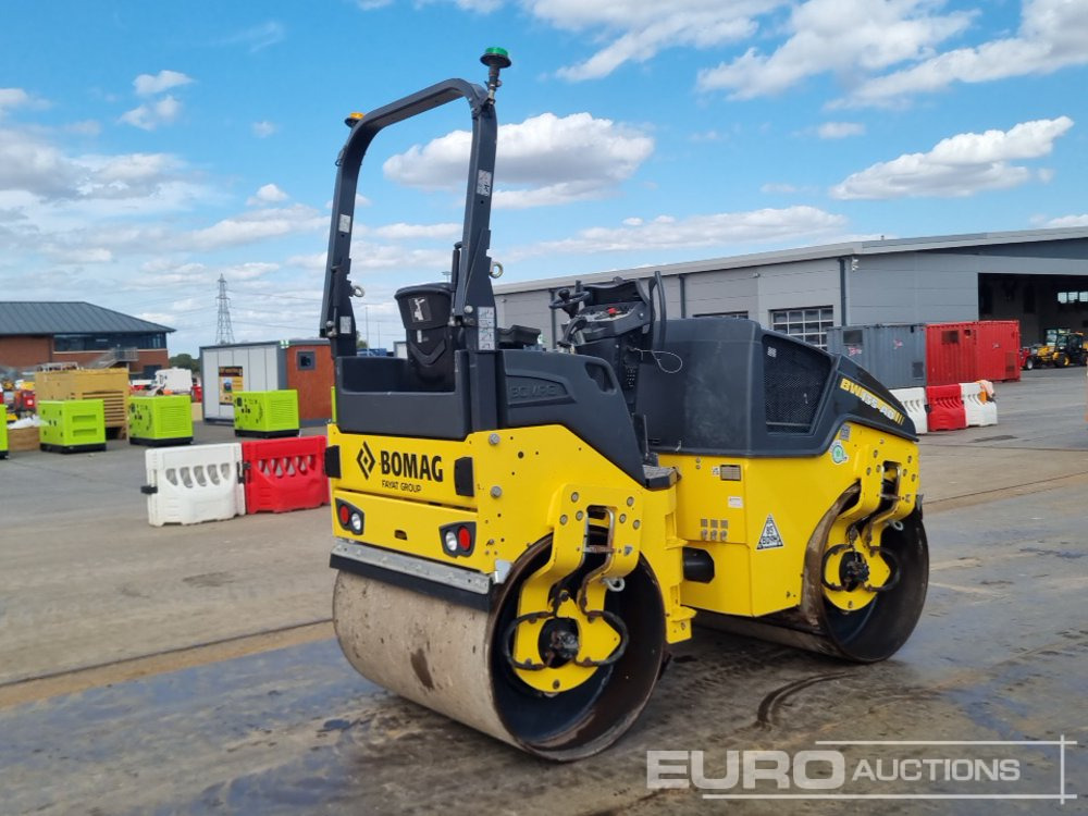 2023 Bomag BW135AD-5 - Cilindru compactor: Foto 5 2023 Bomag BW135AD-5 - Cilindru compactor: Foto 5