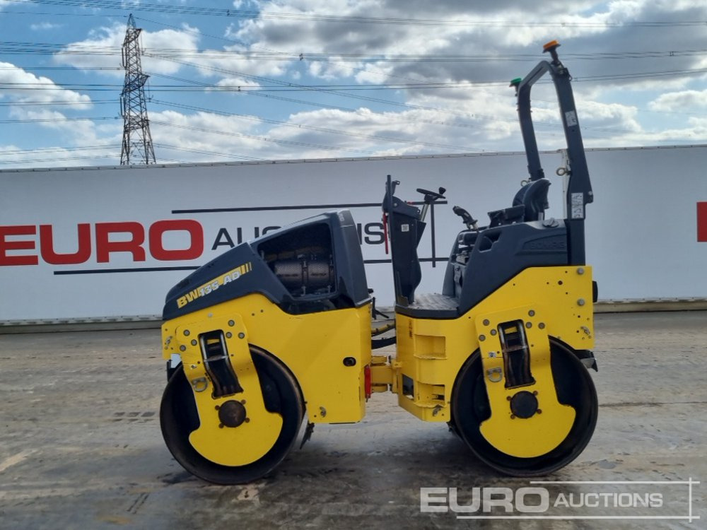 2023 Bomag BW135AD-5 - Cilindru compactor: Foto 2 2023 Bomag BW135AD-5 - Cilindru compactor: Foto 2