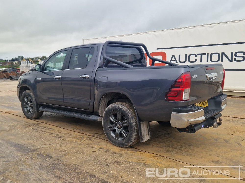 2023 Toyota Hilux - Pick-up: Foto 3 2023 Toyota Hilux - Pick-up: Foto 3