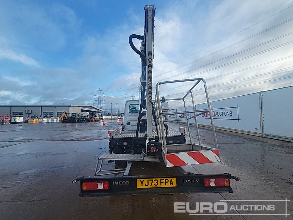 2024 Iveco 35-140 - Transport persoane: Foto 4 2024 Iveco 35-140 - Transport persoane: Foto 4