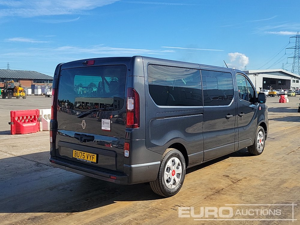 2025 Renault Traffic - Transport persoane: Foto 5 2025 Renault Traffic - Transport persoane: Foto 5