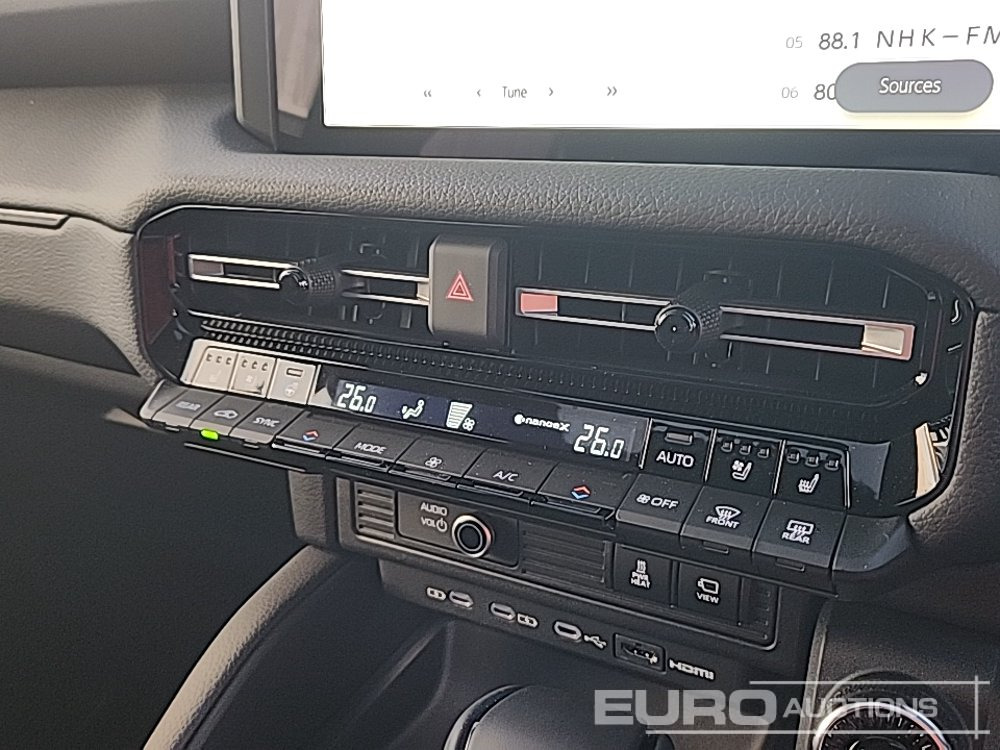 SUV 2025 Toyota Land Cruiser: Foto 19 SUV 2025 Toyota Land Cruiser: Foto 19