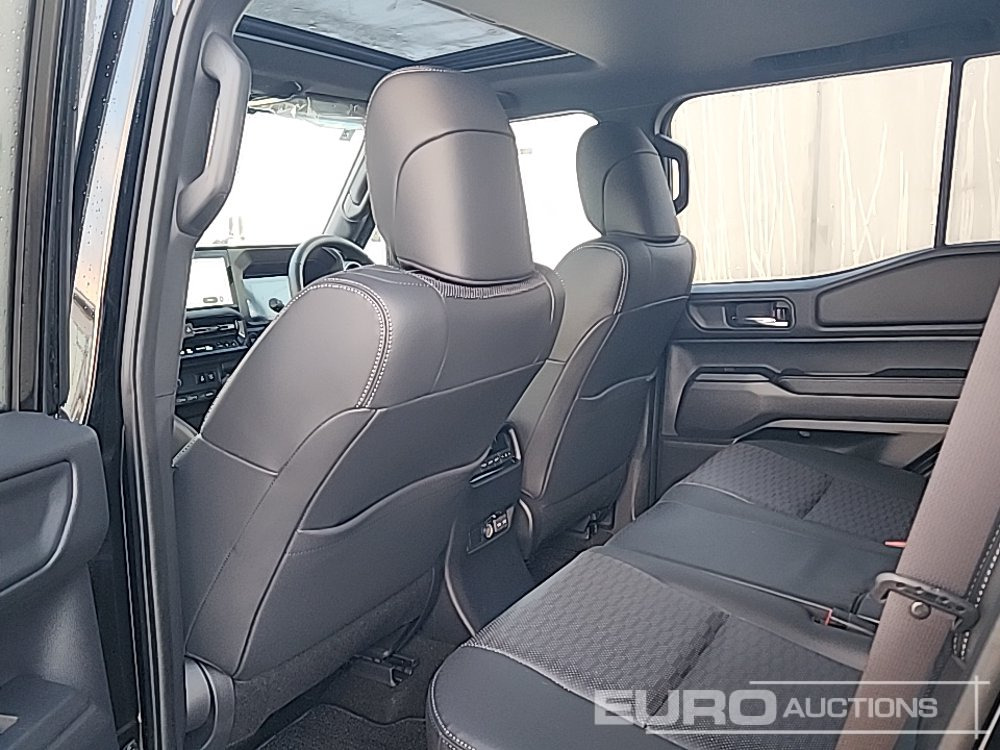 SUV 2025 Toyota Land Cruiser: Foto 28 SUV 2025 Toyota Land Cruiser: Foto 28