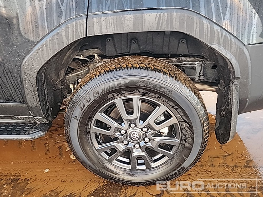 SUV 2025 Toyota Land Cruiser: Foto 10 SUV 2025 Toyota Land Cruiser: Foto 10