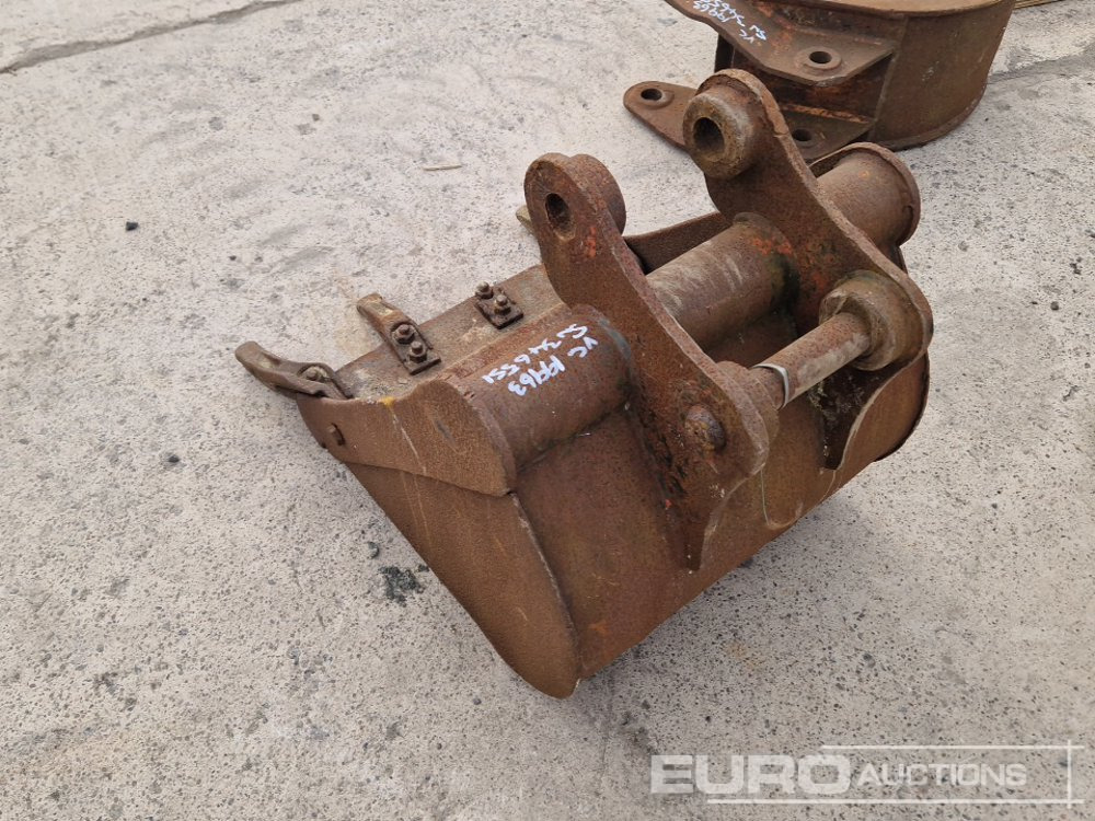 24" Digging Bucket 45mm Pin to suit 4-6 Ton Excavator - Cupă: Foto 2 24" Digging Bucket 45mm Pin to suit 4-6 Ton Excavator - Cupă: Foto 2
