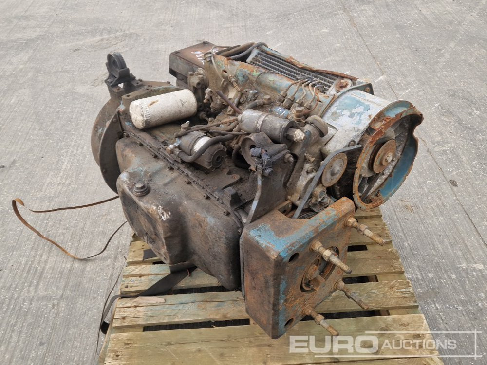 4 Cylinder Engine - Motor: Foto 3 4 Cylinder Engine - Motor: Foto 3
