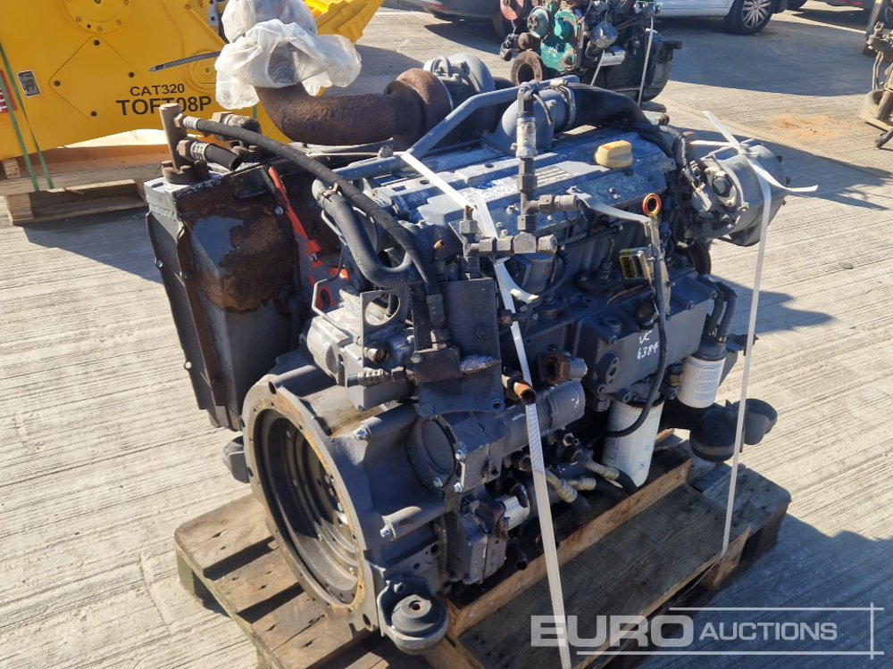 4 Cylinder Engine - Motor: Foto 5 4 Cylinder Engine - Motor: Foto 5