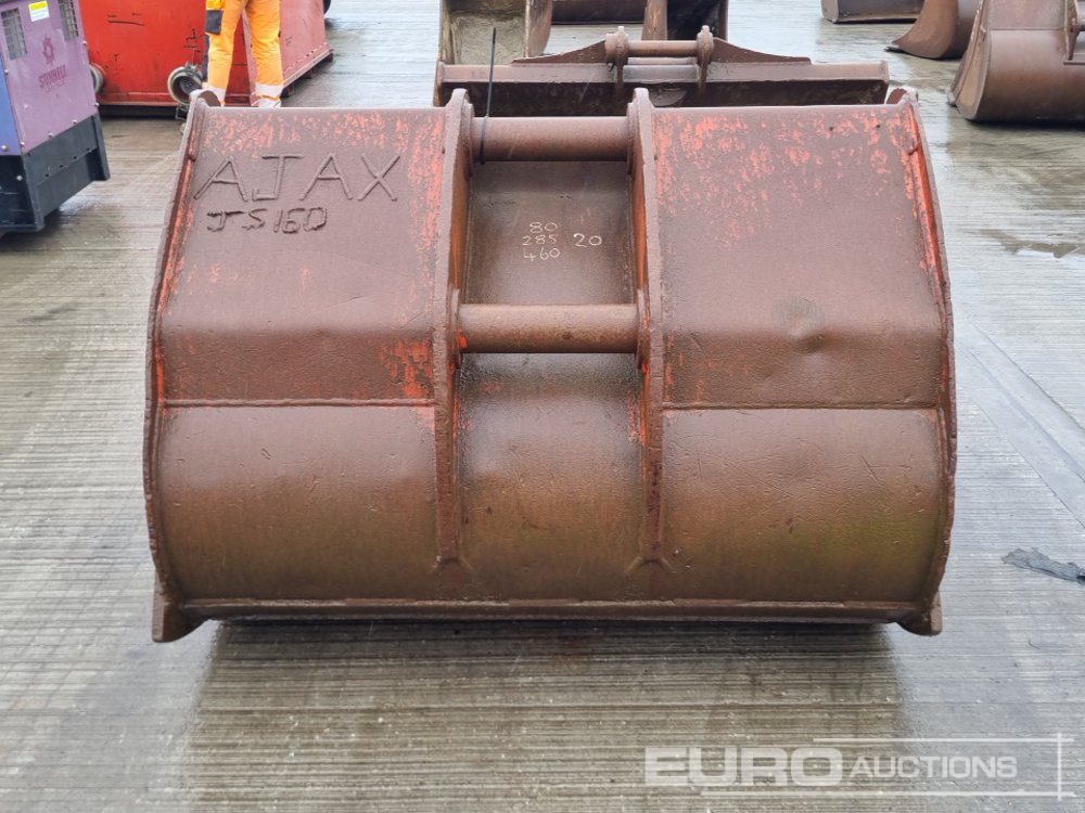 56" Scoop Bucket 80mm Pin to suit 20 Ton Excavator - Cupă: Foto 4 56" Scoop Bucket 80mm Pin to suit 20 Ton Excavator - Cupă: Foto 4