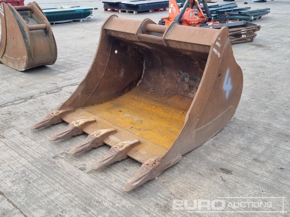 60" Scoop Bucket 80mm Pin to suit 20 Ton Excavator - Cupă: Foto 1 60" Scoop Bucket 80mm Pin to suit 20 Ton Excavator - Cupă: Foto 1