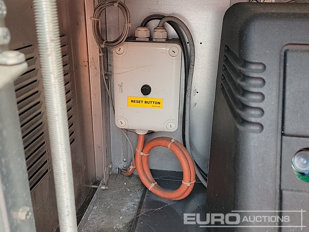 Echipamente de constructii Aggreko 200KW Indirect Diesel Fired Heater (2 of): Foto 26 Echipamente de constructii Aggreko 200KW Indirect Diesel Fired Heater (2 of): Foto 26