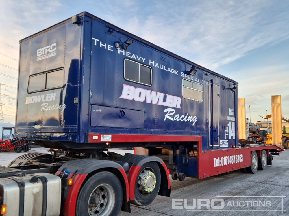 Twin Axle Step Frame Racing Team Hospitality Trailer, Ramps - Alte utilaje: Foto 1 Twin Axle Step Frame Racing Team Hospitality Trailer, Ramps - Alte utilaje: Foto 1