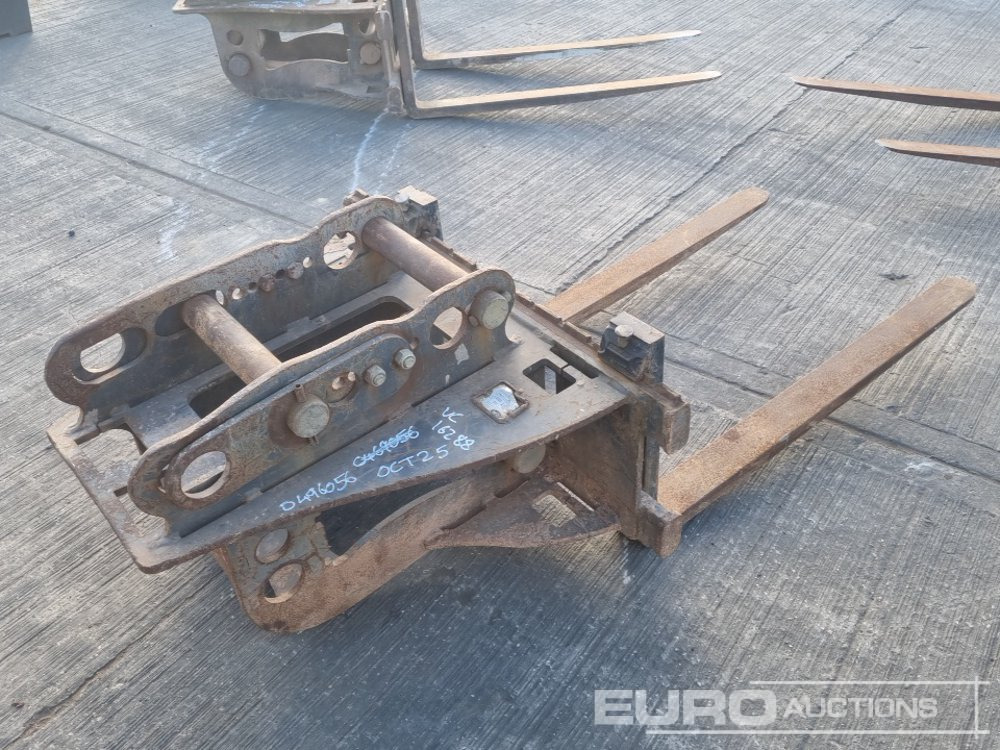 2016 Keen Attachments Pallet Forks 65mm Pin to suit 13 Ton Excavator - Ataşament pentru Excavator: Foto 5 2016 Keen Attachments Pallet Forks 65mm Pin to suit 13 Ton Excavator - Ataşament pentru Excavator: Foto 5
