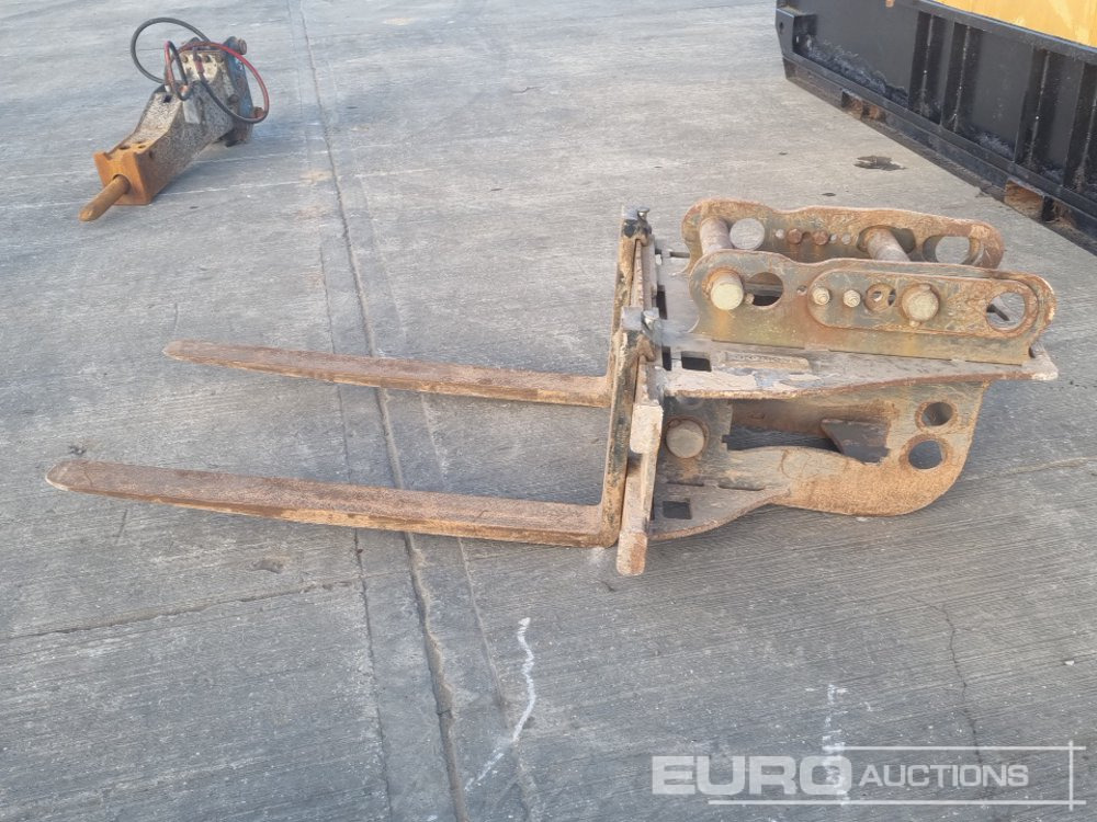 2016 Keen Attachments Pallet Forks 65mm Pin to suit 13 Ton Excavator - Ataşament pentru Excavator: Foto 2 2016 Keen Attachments Pallet Forks 65mm Pin to suit 13 Ton Excavator - Ataşament pentru Excavator: Foto 2