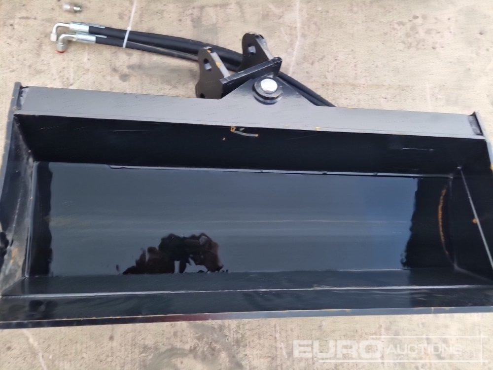 Ataşament pentru Excavator Unused 32" Hydraulic Tilting Bucket to suit Mini Excavator: Foto 6 Ataşament pentru Excavator Unused 32" Hydraulic Tilting Bucket to suit Mini Excavator: Foto 6