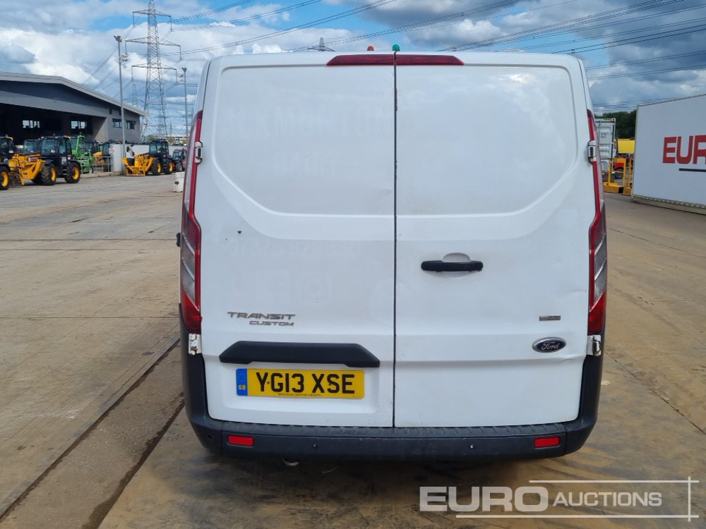 2013 Ford Transit Custom - Autoutilitară: Foto 4 2013 Ford Transit Custom - Autoutilitară: Foto 4