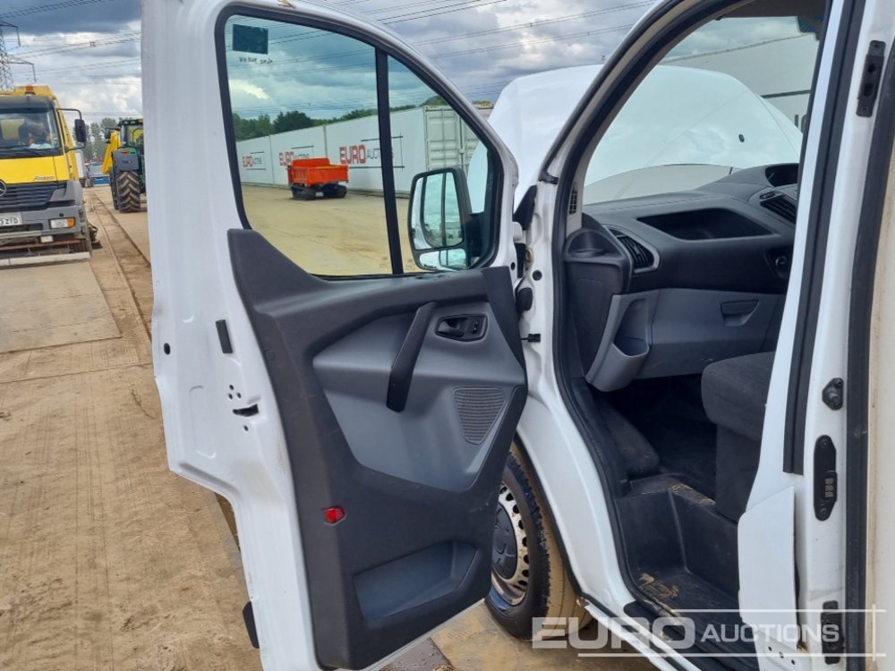 Autoutilitară 2013 Ford Transit Custom: Foto 20