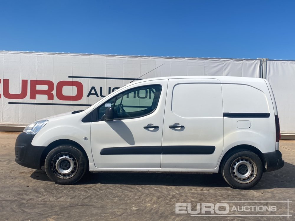 2017 Citroen Berlingo - Autoutilitară: Foto 2 2017 Citroen Berlingo - Autoutilitară: Foto 2